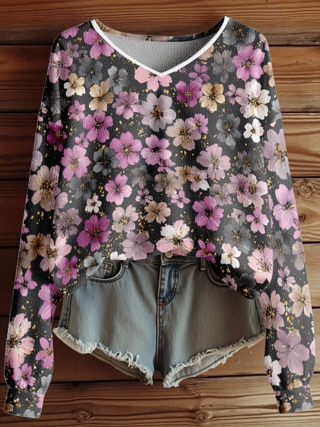 Dreamcore Women’s Plus-Size Off-Shoulder Sweater Jacket: 3D Rendered Retro Print, Soft Loose Fit – Versatile Fashion Piece Like a Gentle Childhood Daydream (V-Neck)